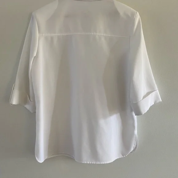 SOLD ELSEWHERE - Vintage white button-up blouse by Alia - Picture 3 of 6